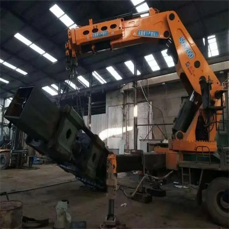 黎母山镇200吨折臂吊出租