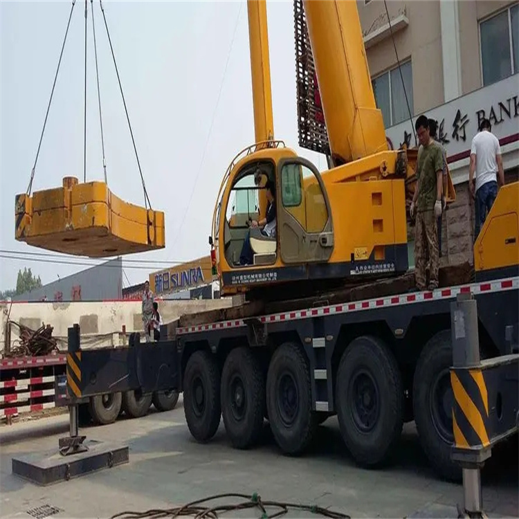 黎母山镇当地吊车出租|机器吊装|75吨|工厂搬迁服务